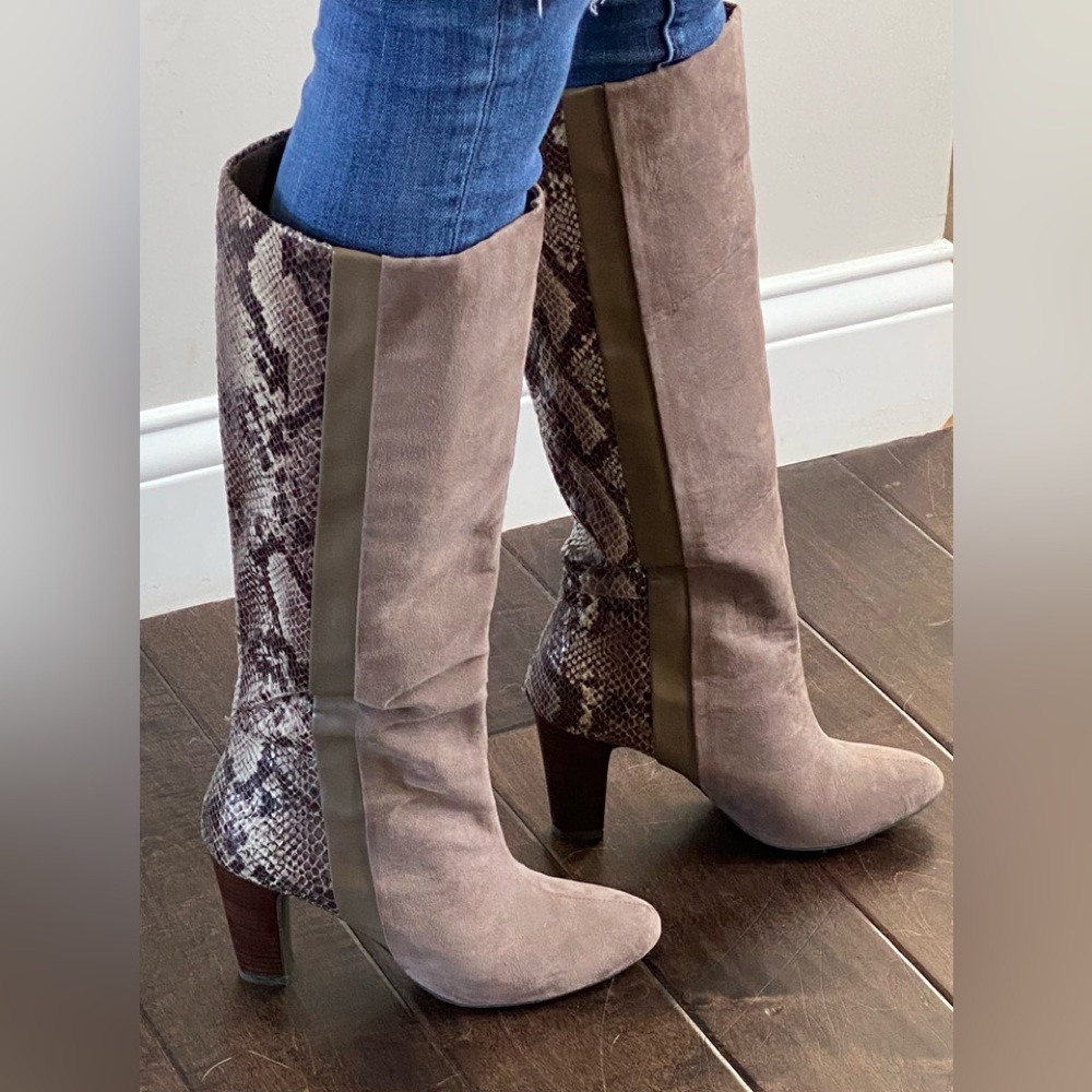 Cosmopolitan heeled tan/brown knee high boots faux snake skin suede. Size 7